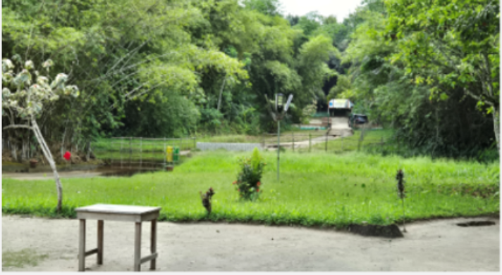 Le Saint Siège à Akradio